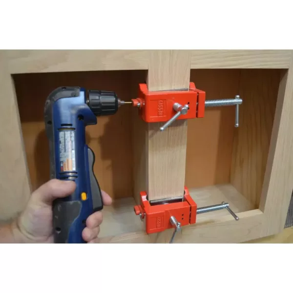 BESSEY Cabinetry Clamp for Aligning Face Framed Box Cabinets