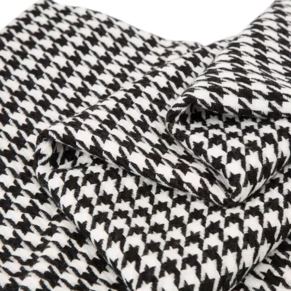 Glitzhome 60 in. L Acrylic Black/White Houndstooth Woven Throw