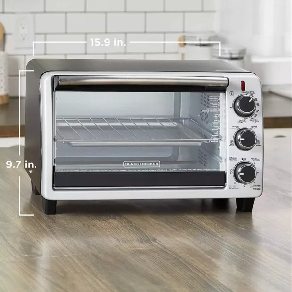 BLACK+DECKER 6-Slice Toaster Oven in Black