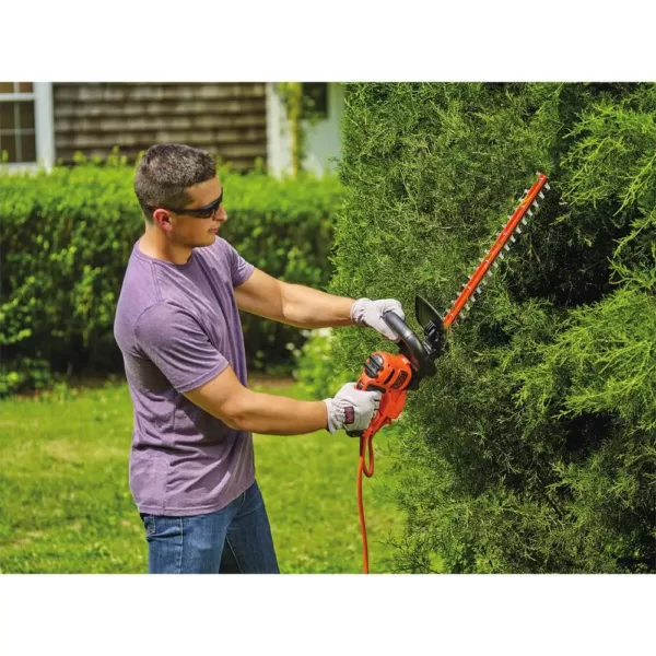 BLACK+DECKER 22 in. 4.0 Amp Corded Electric Hedge Trimmer