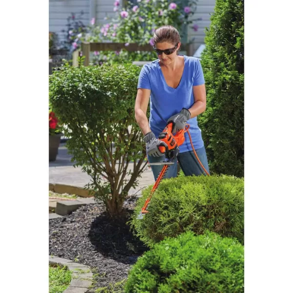 BLACK+DECKER 16 in. SAWBLADE 3.0 Amp Corded Electric Hedge Trimmer