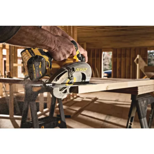 DEWALT FLEXVOLT 60-Volt MAX Cordless Brushless 7-1/4 in. Circular Saw with Brake with (2) FLEXVOLT 9.0Ah Batteries