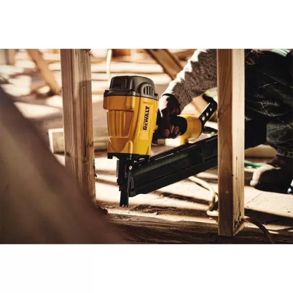 DEWALT Pneumatic 28-Degree Framing Nailer