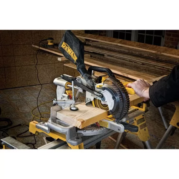 DEWALT 20-Volt MAX Cordless 7-1/4 in. Sliding Miter Saw (Tool-Only)