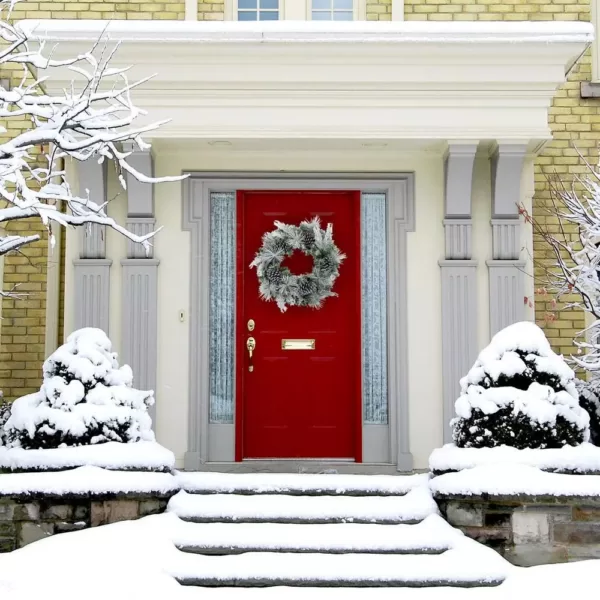 Fraser Hill Farm 24 in. Artificial Christmas Wreath with Oversized Pinecones