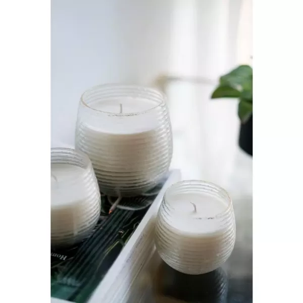 A & B Home 3.5 in. Dia. Gold Foil Earl Grey Scented Soy Wax Candle