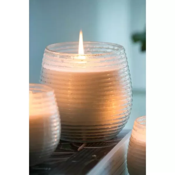 A & B Home 3.5 in. Dia. Gold Foil Earl Grey Scented Soy Wax Candle