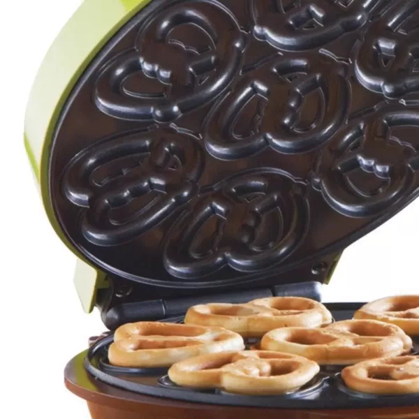 Brentwood Appliances Green Mini Electric Pretzel Maker