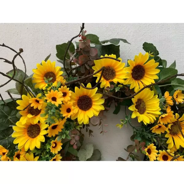 Glitzhome 24 in. Unlit Green Artificial Wreath with Golden Yellow Sunflowers