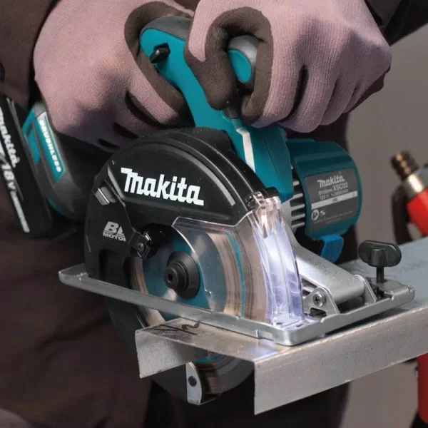 Makita 18-Volt LXT Lithium-Ion Brushless 5-7/8 in. Cordless Metal Cutting Saw (Tool-Only)