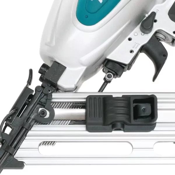 Makita Pneumatic 15-Gauge, 2-1/2 in. Angled Finish Nailer