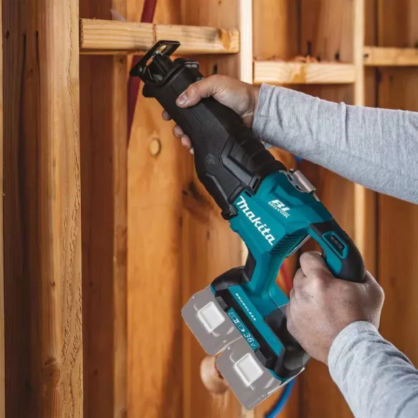 Makita 18V LXT Brushless 1/4 in. Impact Driver, 7-1/4 in. Circular Saw and Reciprocating Saw with bonus 18V LXT Starter Pack