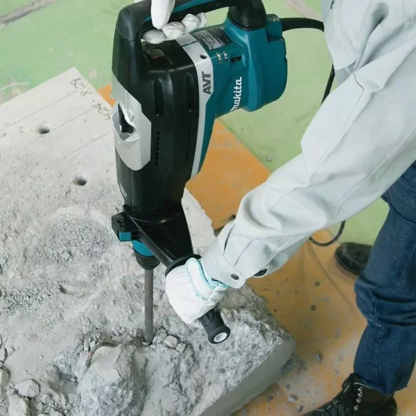 Makita 15 Amp 2 in. Corded SDS-MAX Concrete/Masonry Advanced AVT (Anti-Vibration Technology) Rotary Hammer Drill with Hard Case