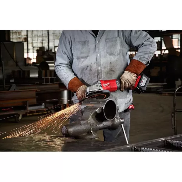 Milwaukee M18 FUEL 18-Volt Lithium-Ion Brushless Cordless 7/9 in. Angle Grinder W/ HIGH OUTPUT XC 8.0Ah Battery