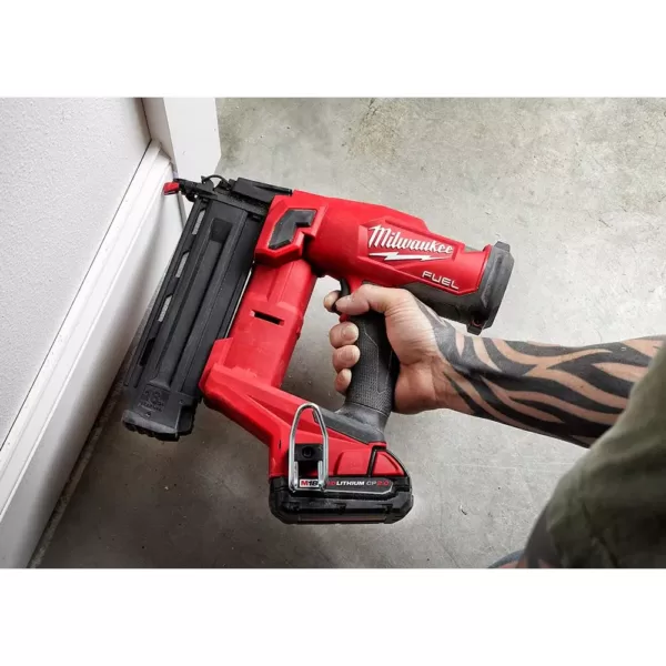 Milwaukee M18 FUEL GEN II 18-Volt 18-Gauge Lithium-Ion Brushless Cordless Brad Nailer Kit with M18 Oscillating Multi-Tool