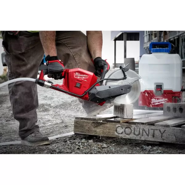 Milwaukee M18 FUEL ONE-KEY 18-Volt Lithium-Ion Brushless Cordless 9 in. Cut Off Saw with Switch Tank Backpack Water Supply Kit