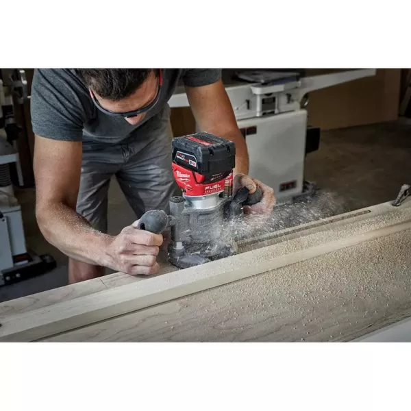 Milwaukee M18 FUEL 18-Volt Lithium-Ion Brushless Cordless Compact Router w/ Compact Router Plunge Base