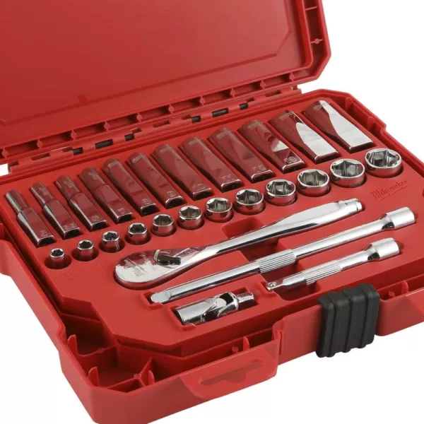 Milwaukee 1/4 in. Drive Metric Ratchet and Socket Mechanics Tool Set (28-Piece)