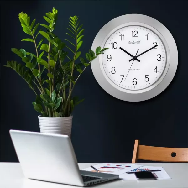 La Crosse Technology 14 in. Atomic Analog Wall Clock