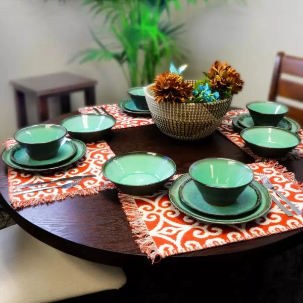 GIBSON elite Green Lantern 16-Piece Contemporary Teal Terra Cotta Dinnerware Set (Service for 4)