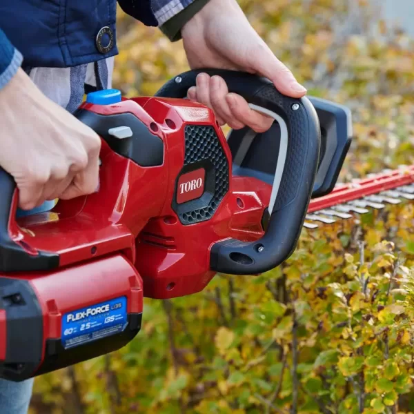 Toro Flex-Force 24 in. 60-Volt Max Lithium-Ion Cordless Hedge Trimmer - 2.5 Ah Battery and Charger Included