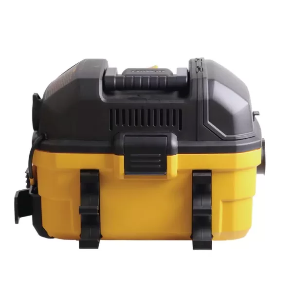 DEWALT 4 Gal. Poly Wet/Dry Vac